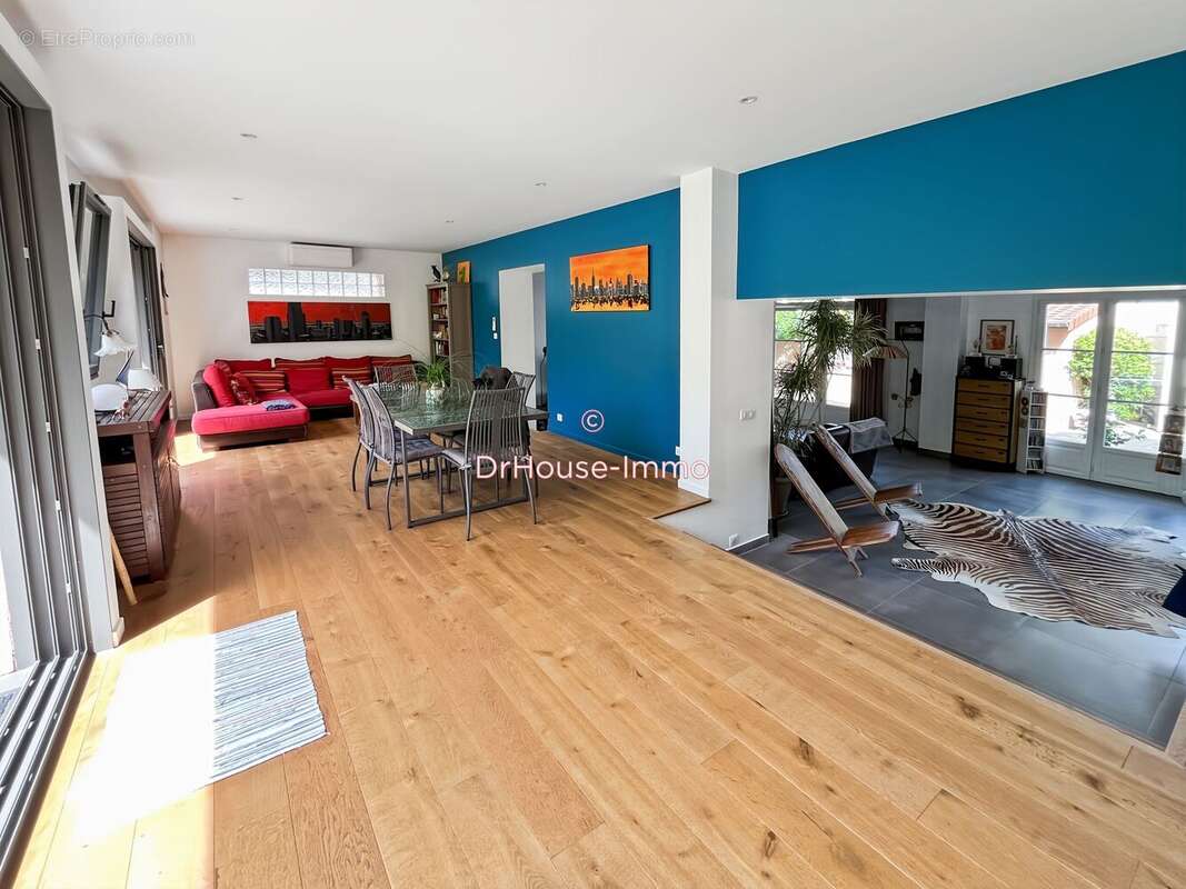 Maison 177 m² à Lagny-Sur-Marne  - photo 3