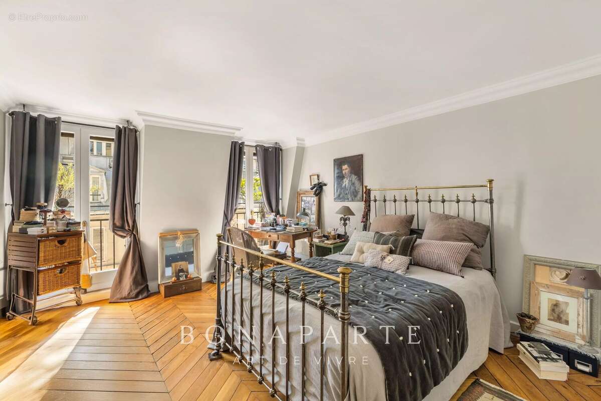 Paris 8ᵉ – Madeleine  Appartement 5 pièces avec balcon - photo 11
