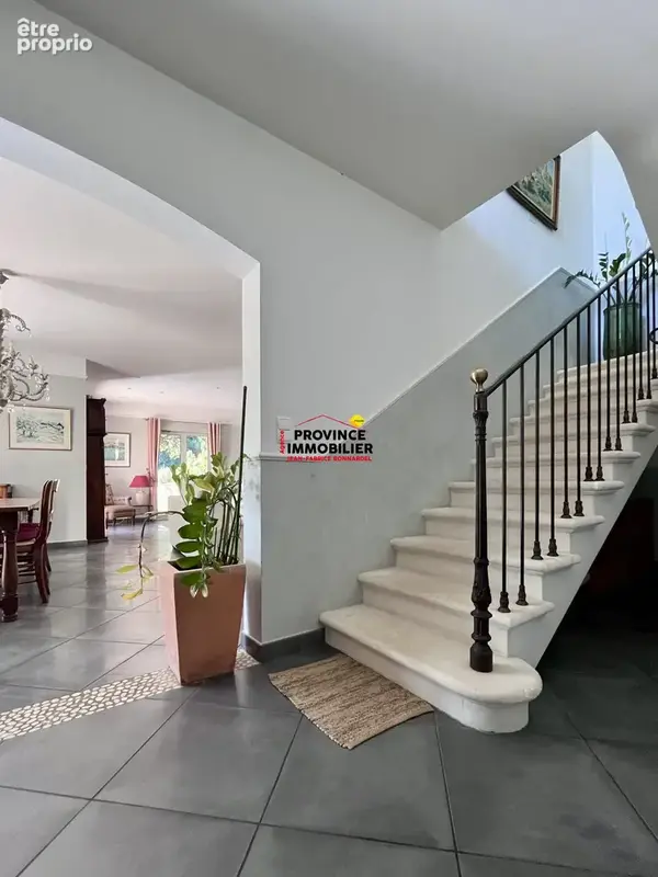 Maison 7 pièces 175 m² à vendre à Suze-La-Rousse (26790) - photo 7