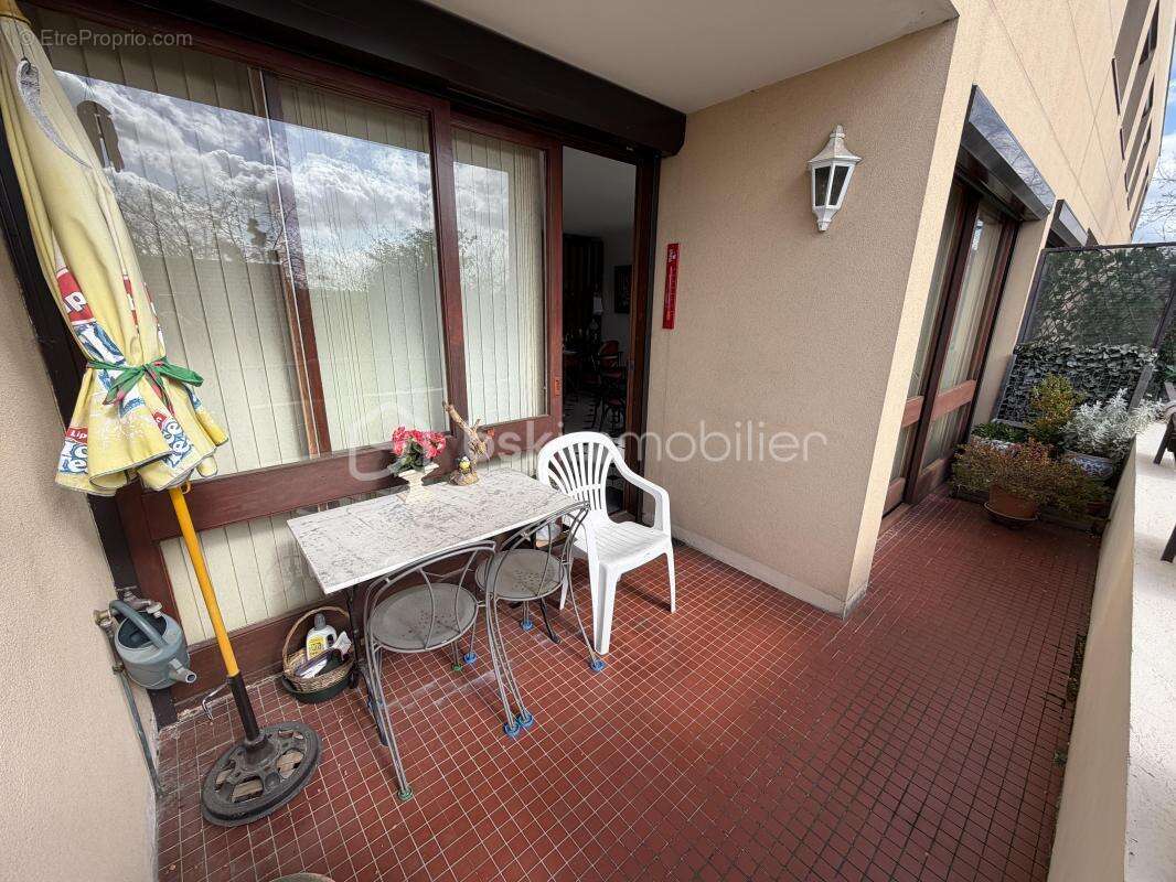 Appartement à CORBEIL-ESSONNES