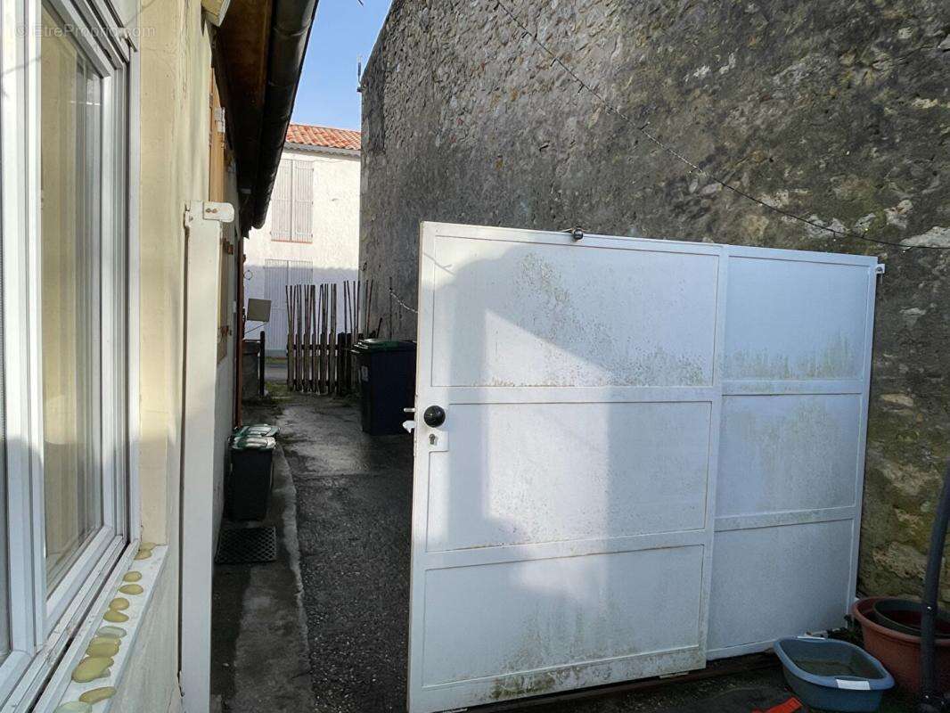 Maison à SAINT-LAURENT-MEDOC