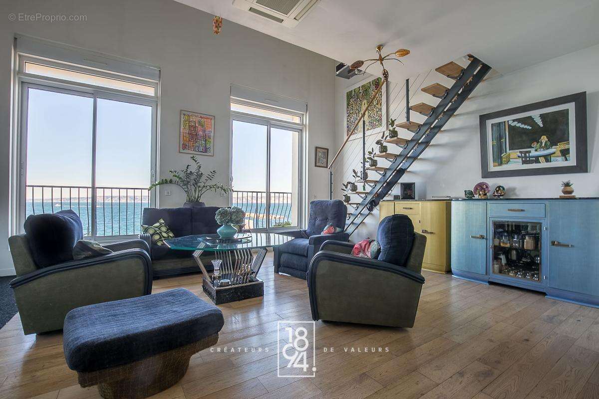 Appartement à MARSEILLE-7E