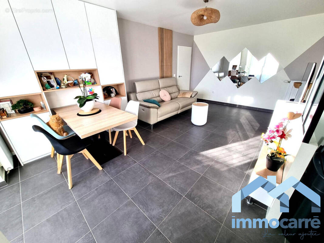 Appartement à LE PLESSIS-TREVISE