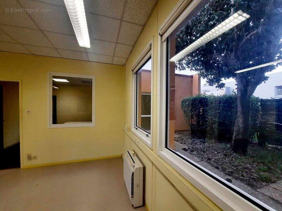 Commerce 180 m² à Avignon  - photo 6