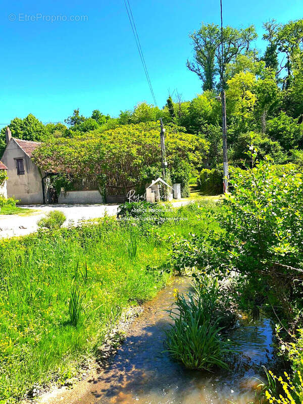 Maison à LA CELLE-GUENAND