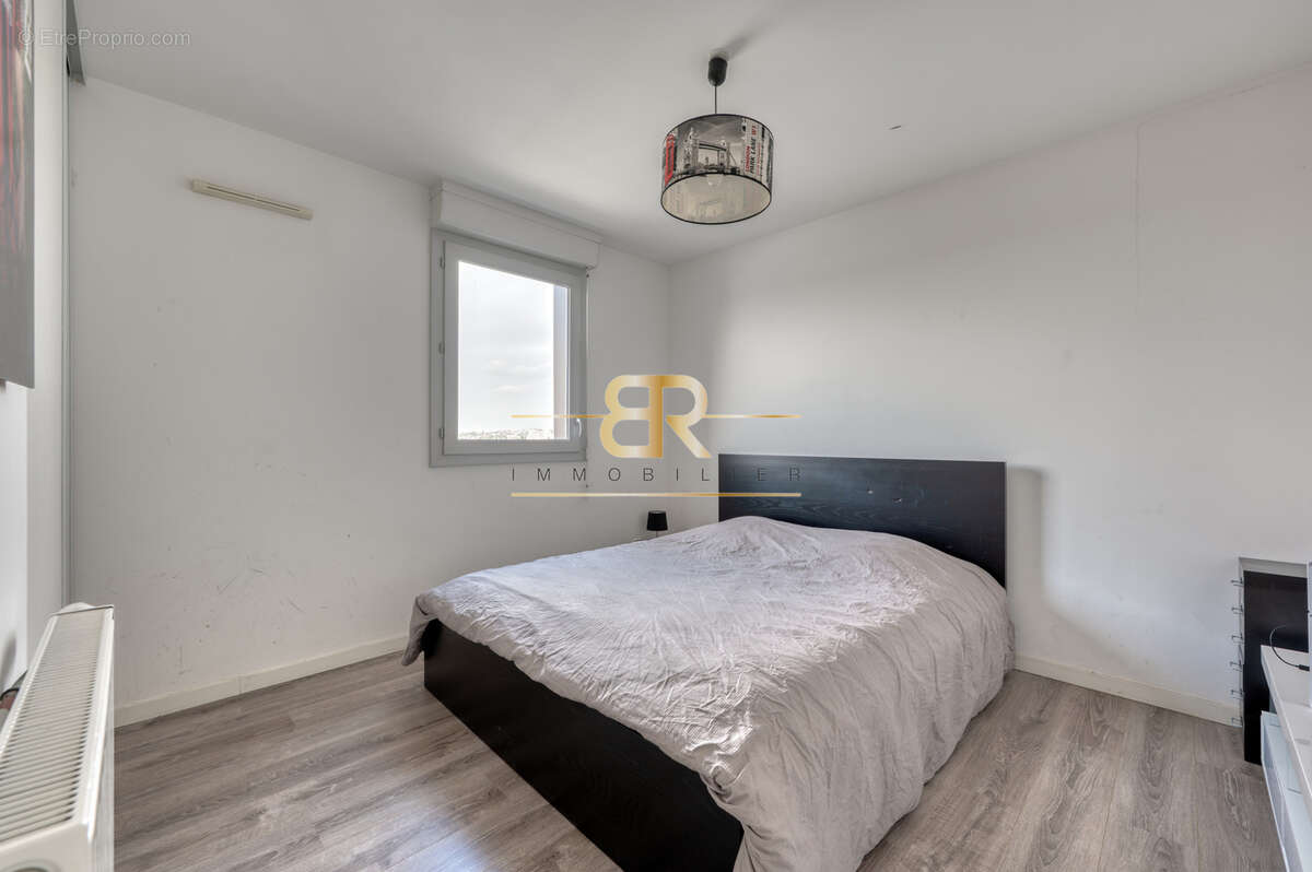 Appartement à LIMEIL-BREVANNES