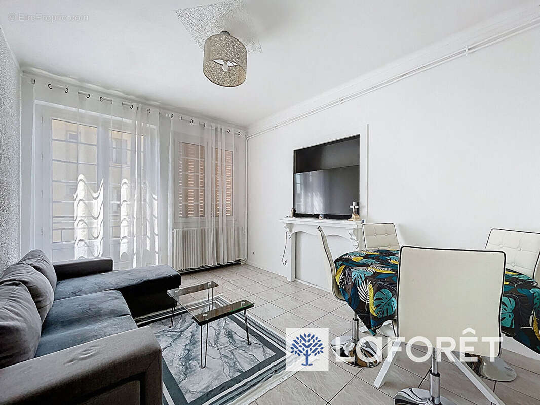 Appartement à CHAMPAGNE-AU-MONT-D&#039;OR