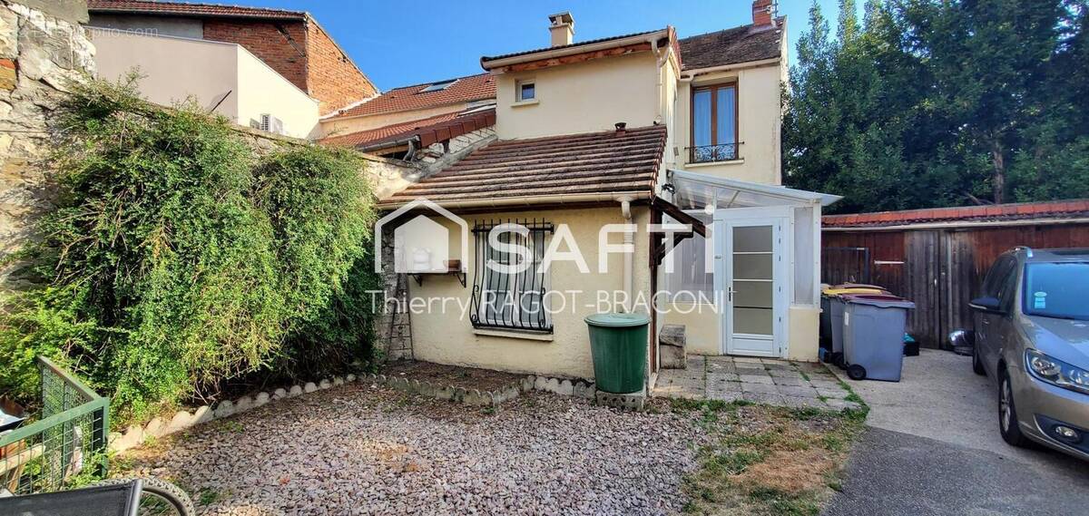 Photo 1 - Maison à PIERRELAYE