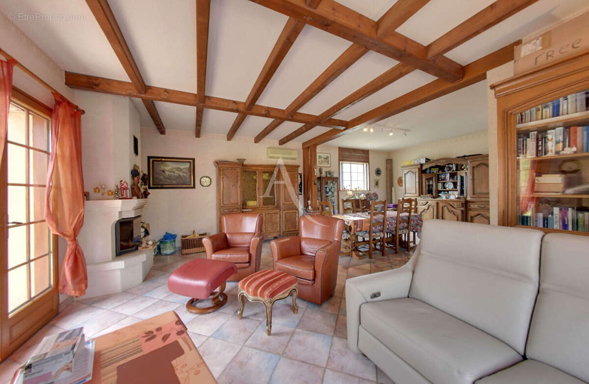 Maison à GURGY