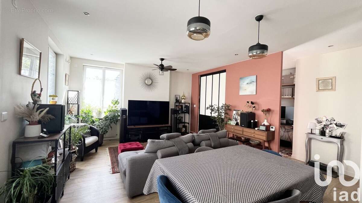 Photo 3 - Appartement à SAINT-ETIENNE