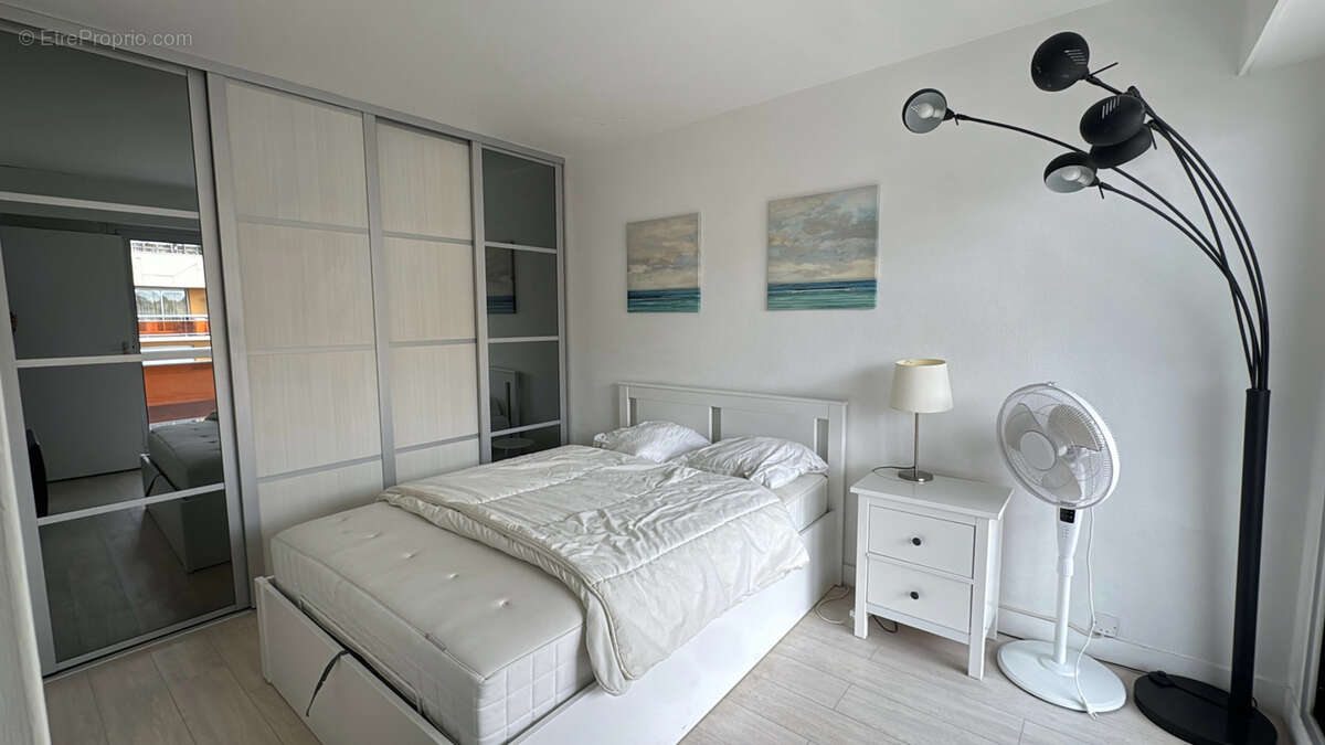 Appartement à PARIS-12E