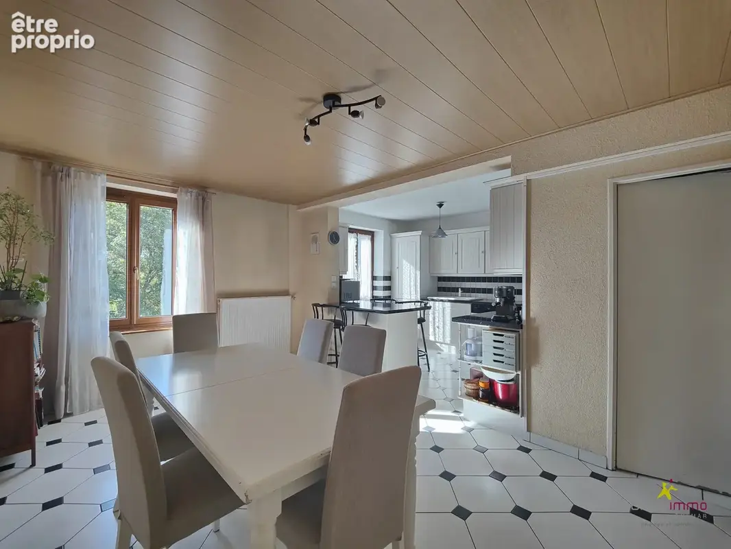 Appartement 4 pièces 83 m² à vendre à Colmar (68000) - photo 1