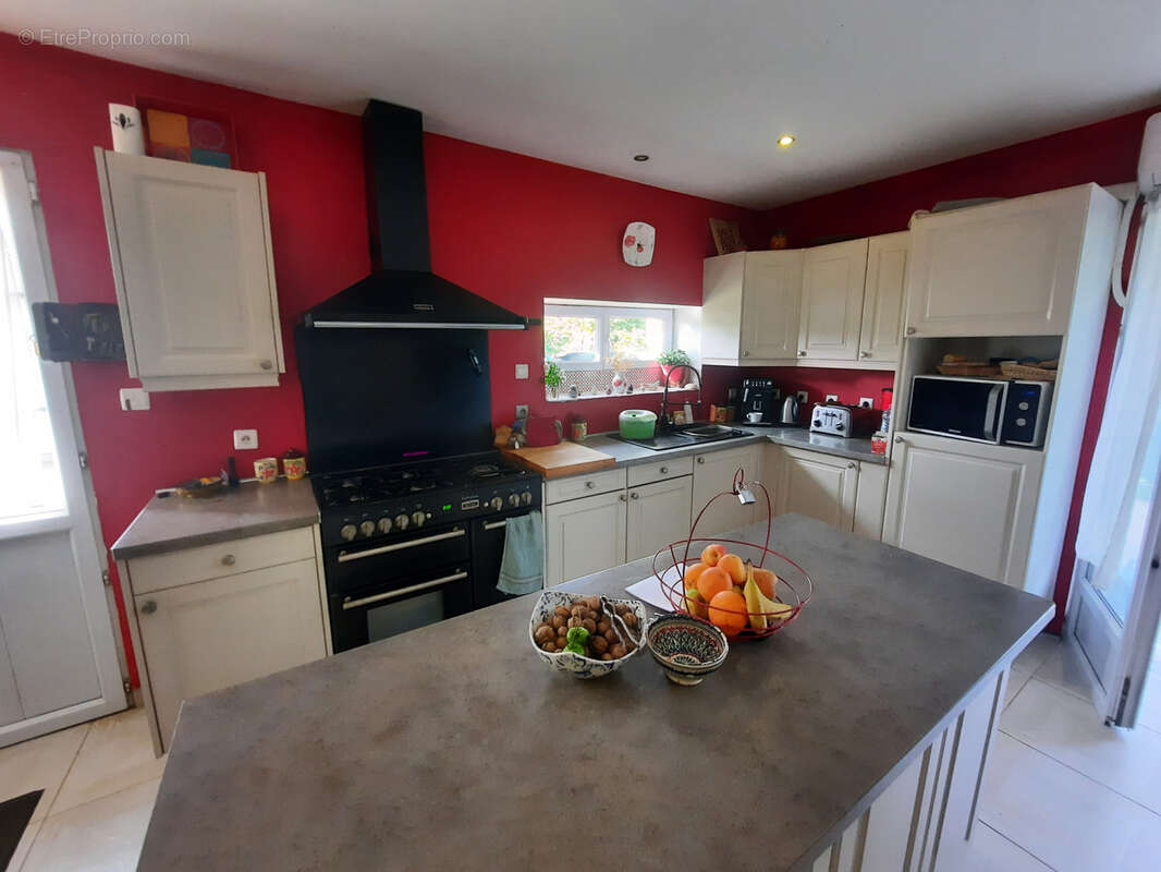 Maison à NUAILLE-D&#039;AUNIS