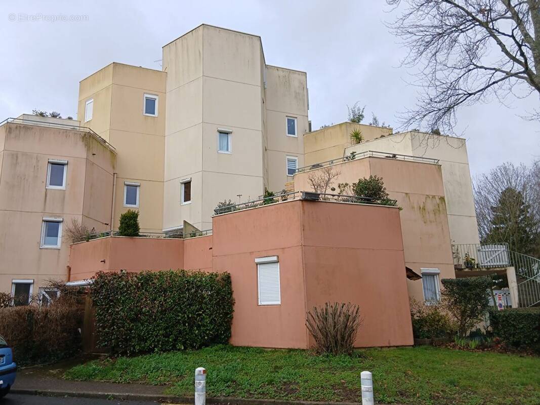 Appartement à HEROUVILLE-SAINT-CLAIR