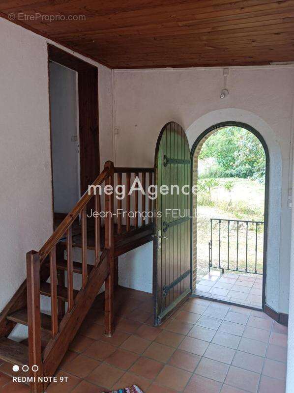 Aux portes de Bergerac – Belle bâtisse ancienne avec potentiel d'aménagement - photo 2