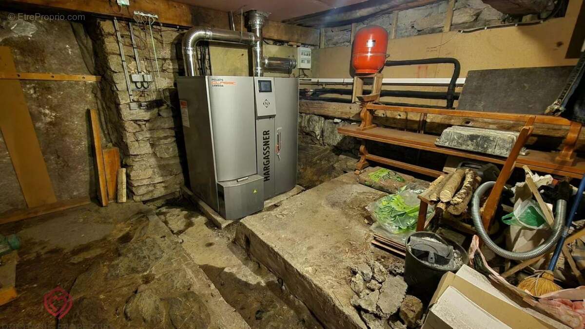 Maison à ESPLAS-DE-SEROU