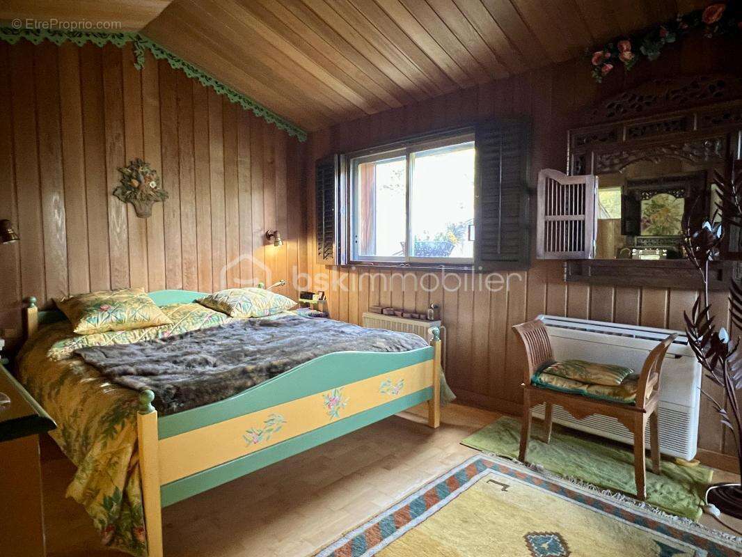 Maison à SAINT-GERMAIN-LES-ARPAJON