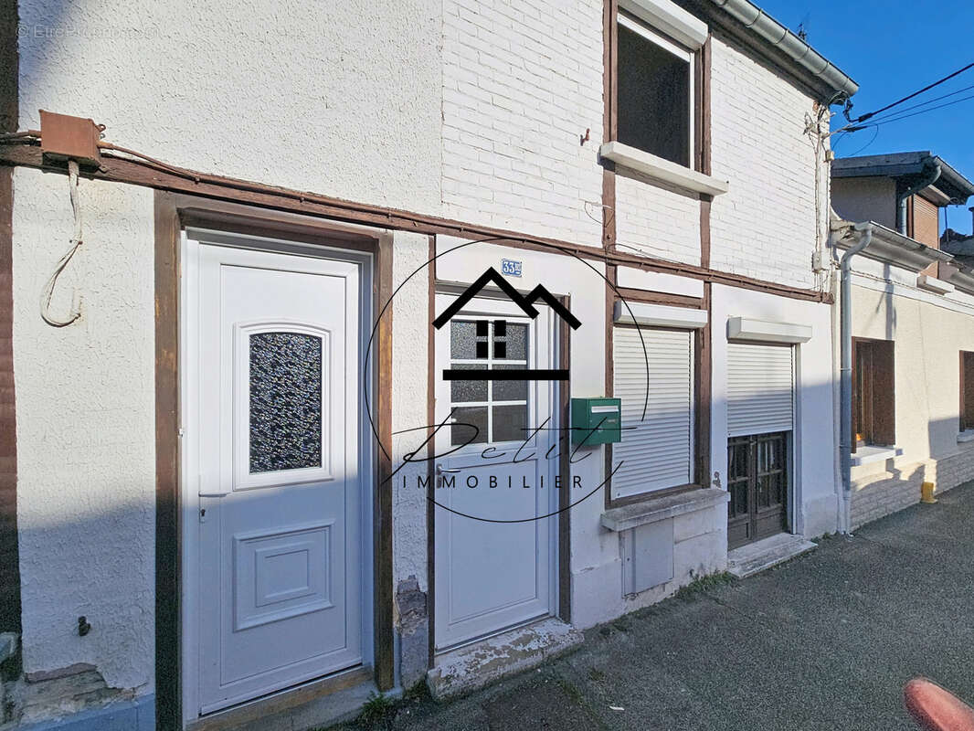 Maison à CLERMONT