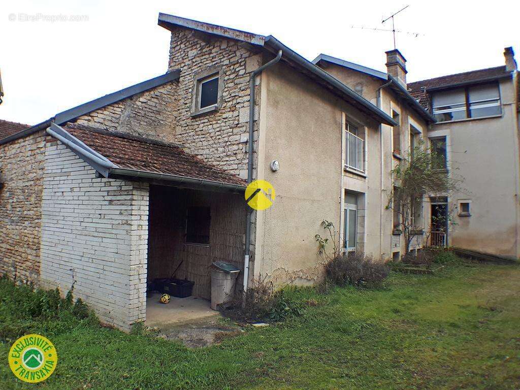 Appartement à RAVIERES