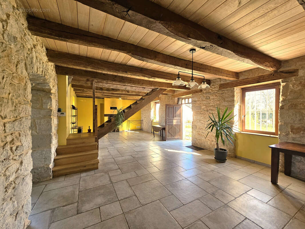 Maison à LA LOUBIERE