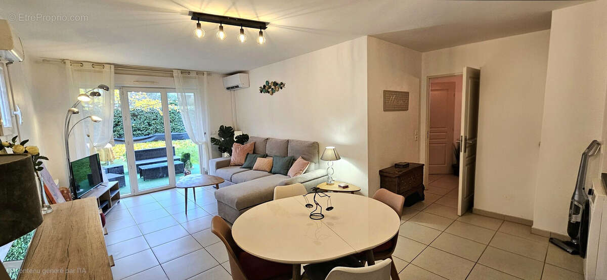 Appartement à LE LUC