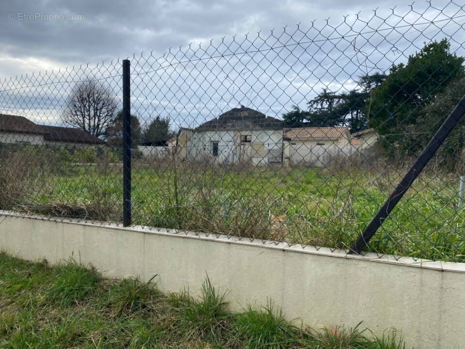 Terrain à DAIGNAC
