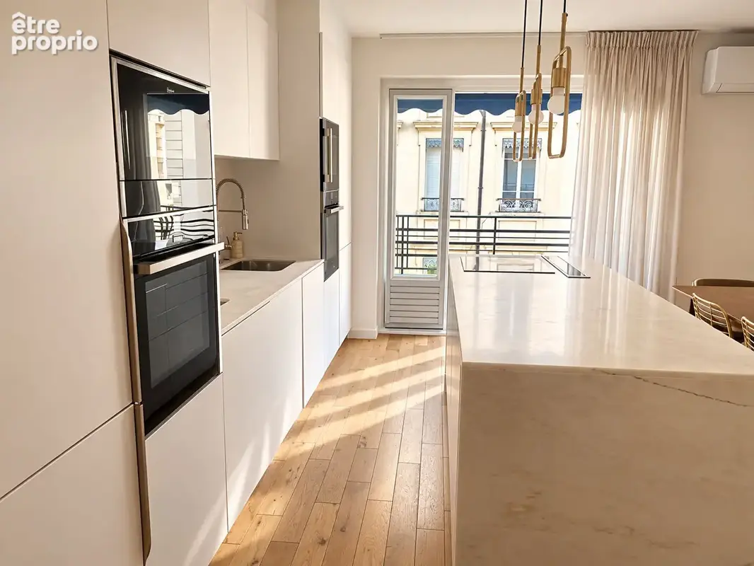 Lyon 6, Parfait état, Balcon, 116.05m² - photo 2