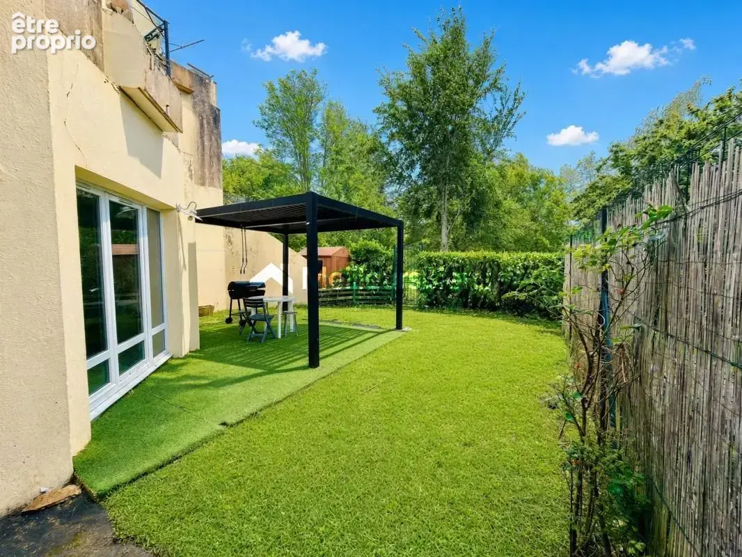 Appartement T4 de 81 m² au Mée-sur-Seine avec jardinet - photo 3