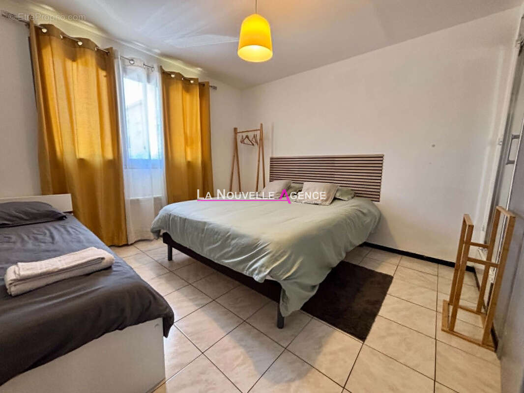 Grand appartement en rez de chaussee avec jardinet - photo 9