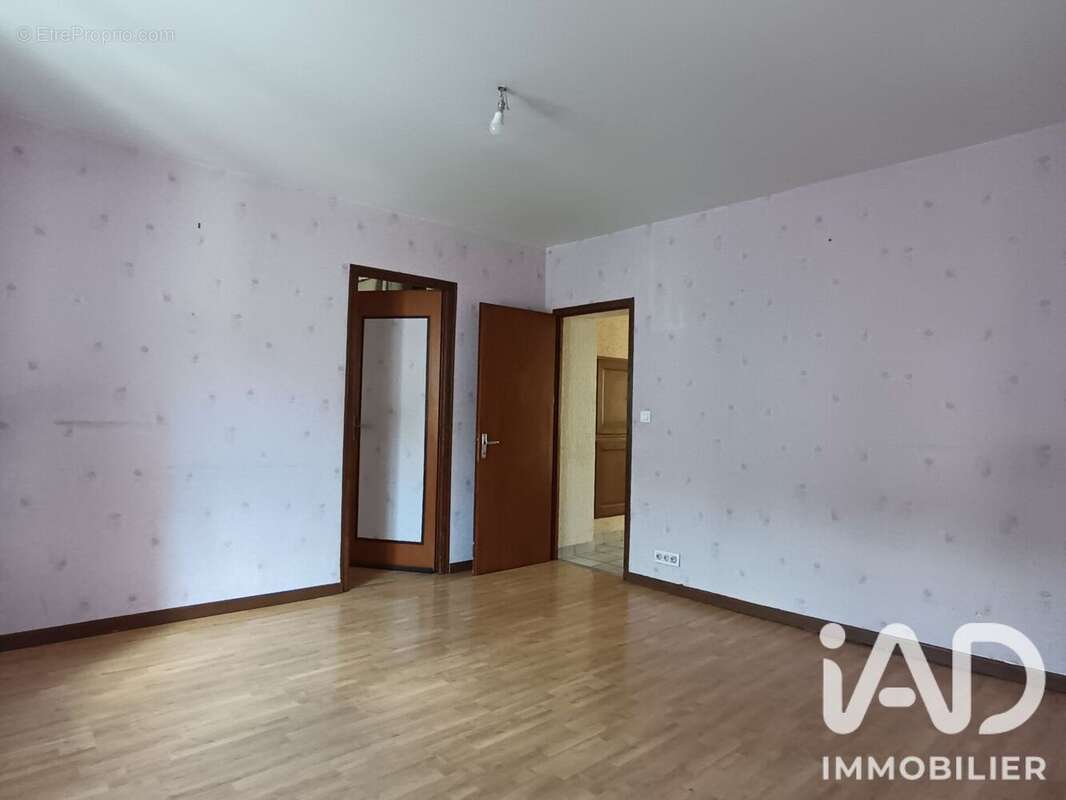 Maison 141 m² à Saint-Loup-Sur-Semouse  - photo 8