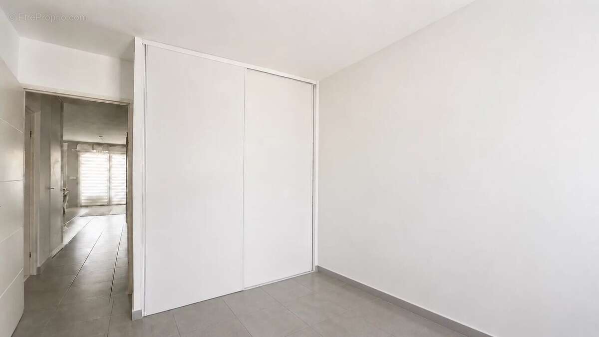 Appartement Aigues-mortes 3 pièces avec parkings - photo 6