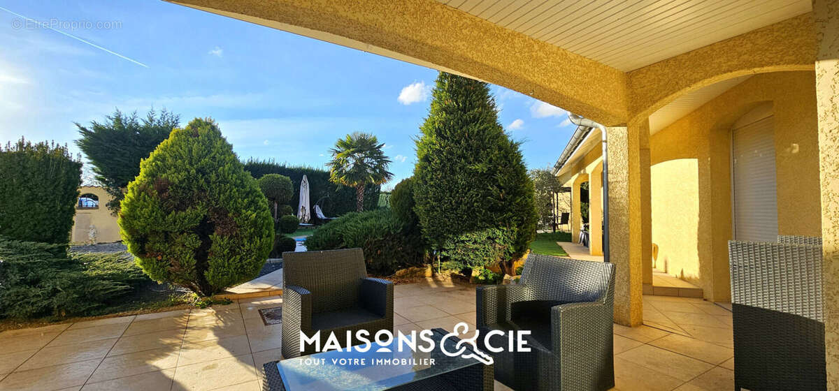 Maison Lagnieu 7 pièce(s) 180 m2 - photo 6