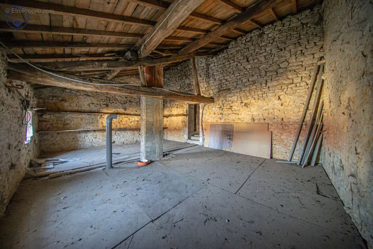 Maison à ANCERVILLE