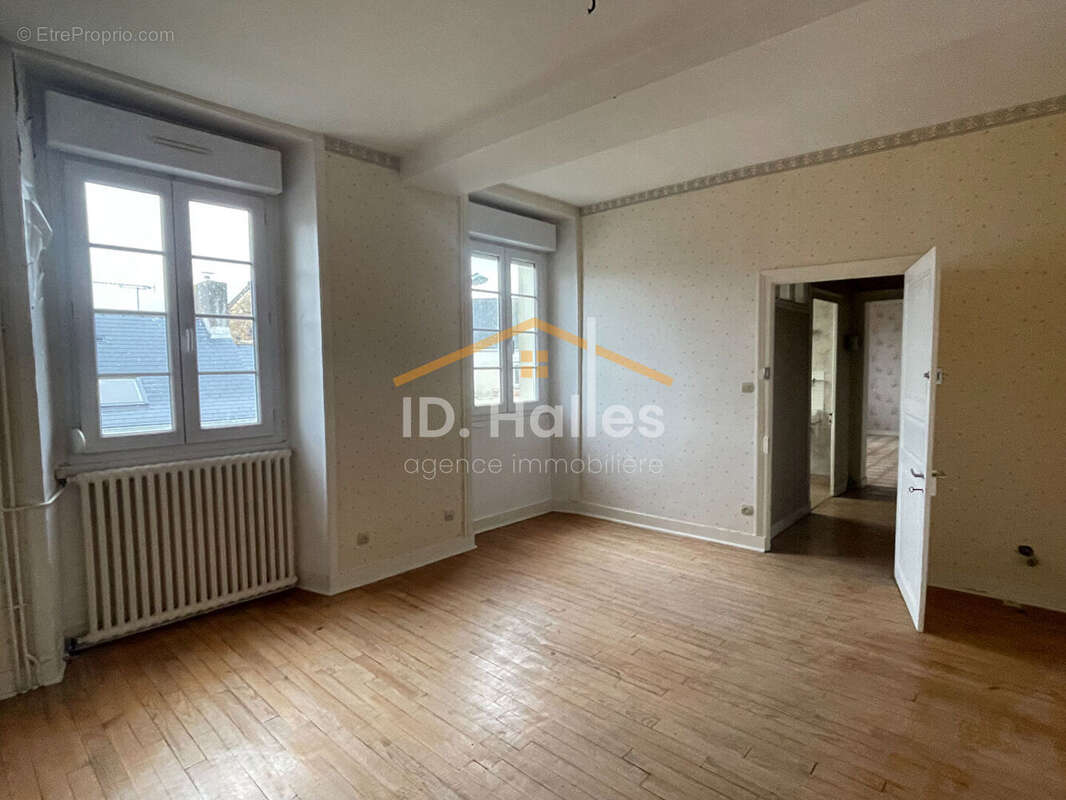 Immeuble-maison Saint Aignan Sur Roë - photo 3