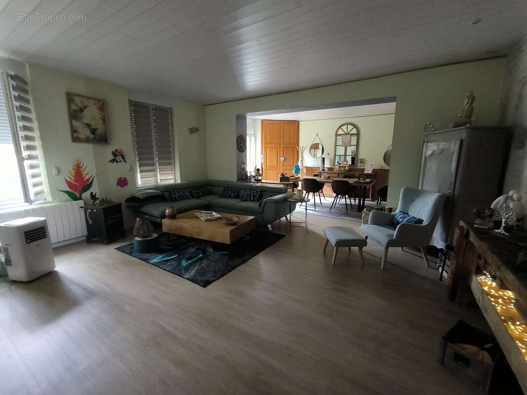 Maison à SAINT-AUBIN-DE-BLAYE