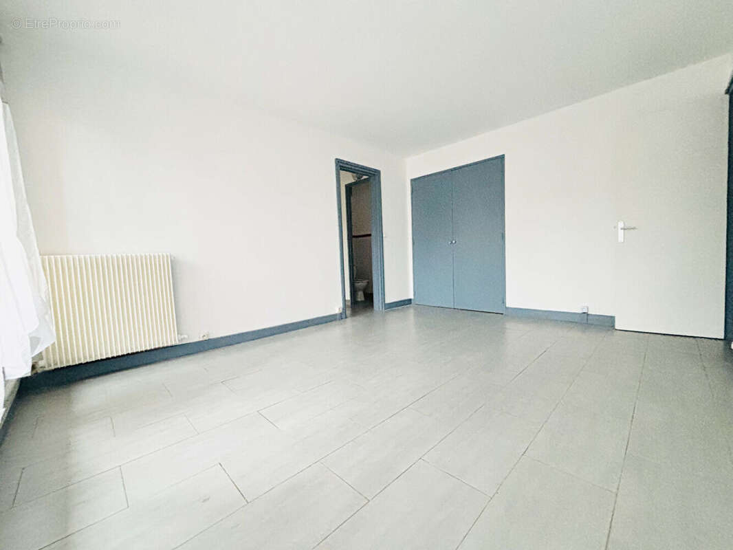 Appartement à VILLEMOMBLE