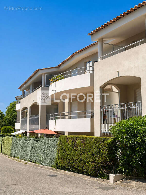 Appartement à VALBONNE