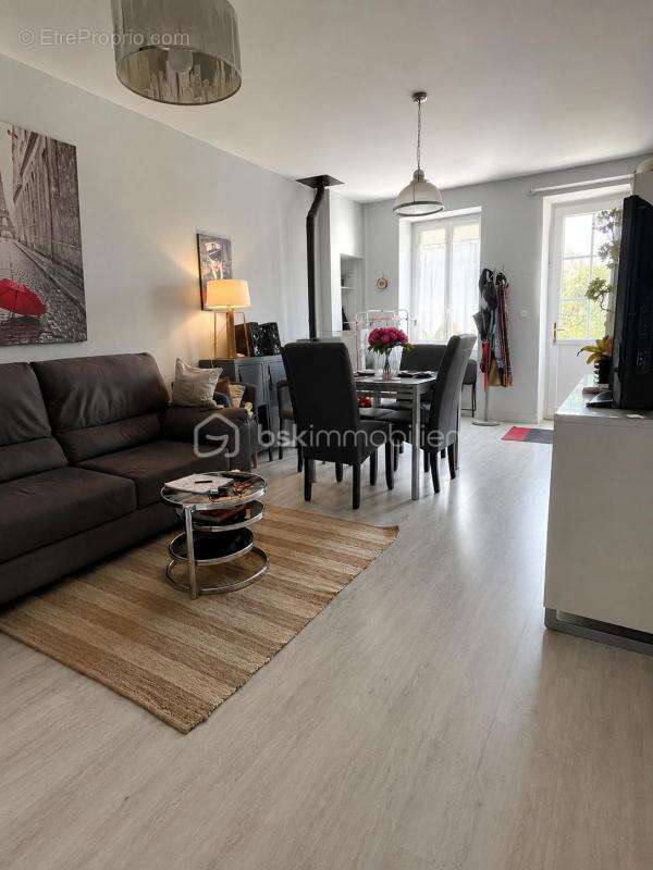 Maison de ville 70 m² avec garage et cour privative - photo 3