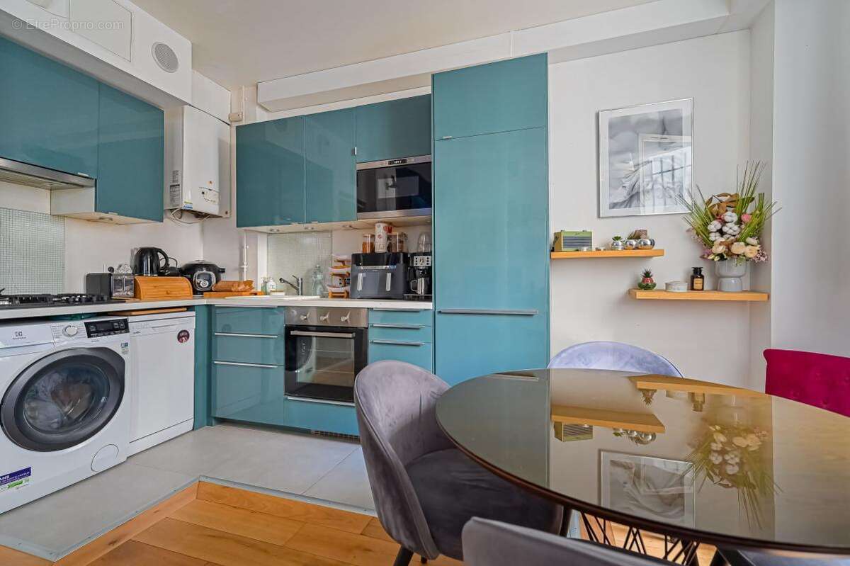 Appartement à PARIS-18E