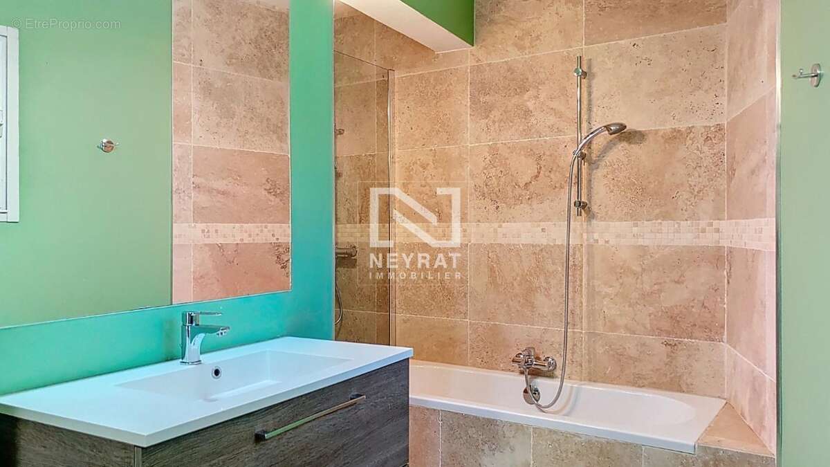 Maison à MONTAUROUX