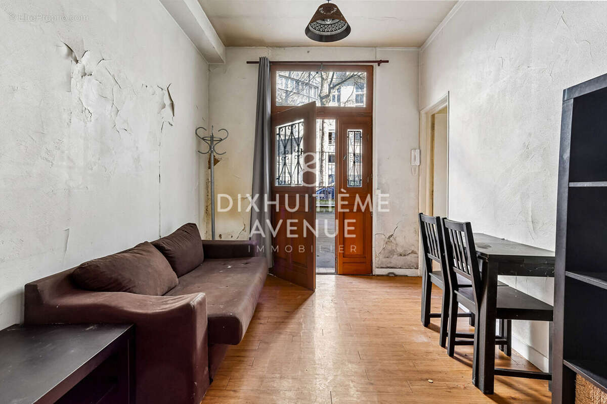 Appartement à PARIS-18E
