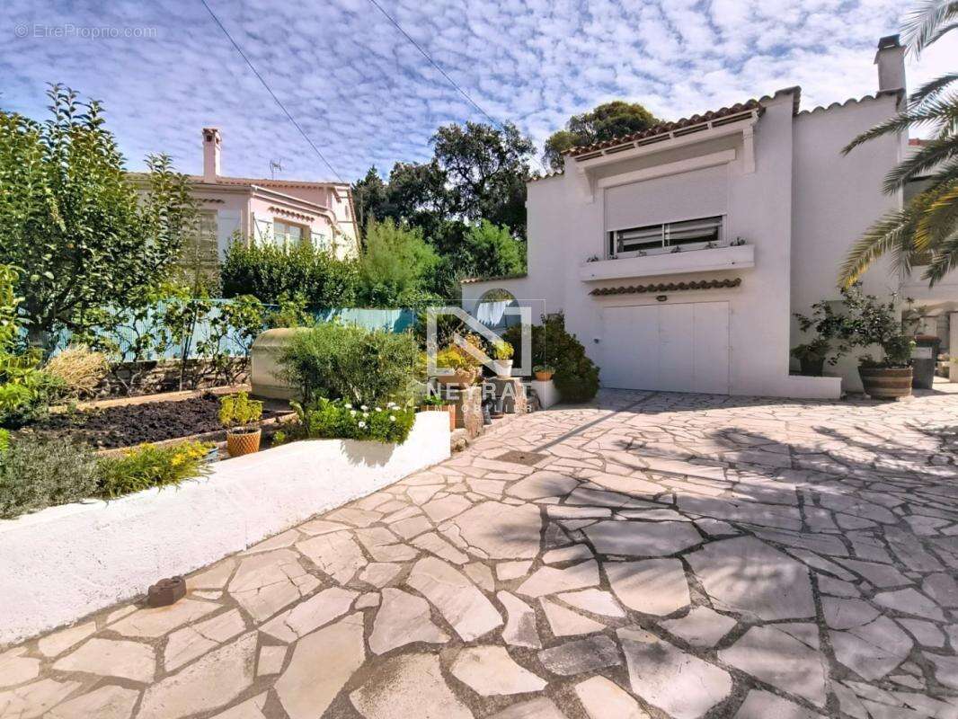 Maison à SAINT-RAPHAEL