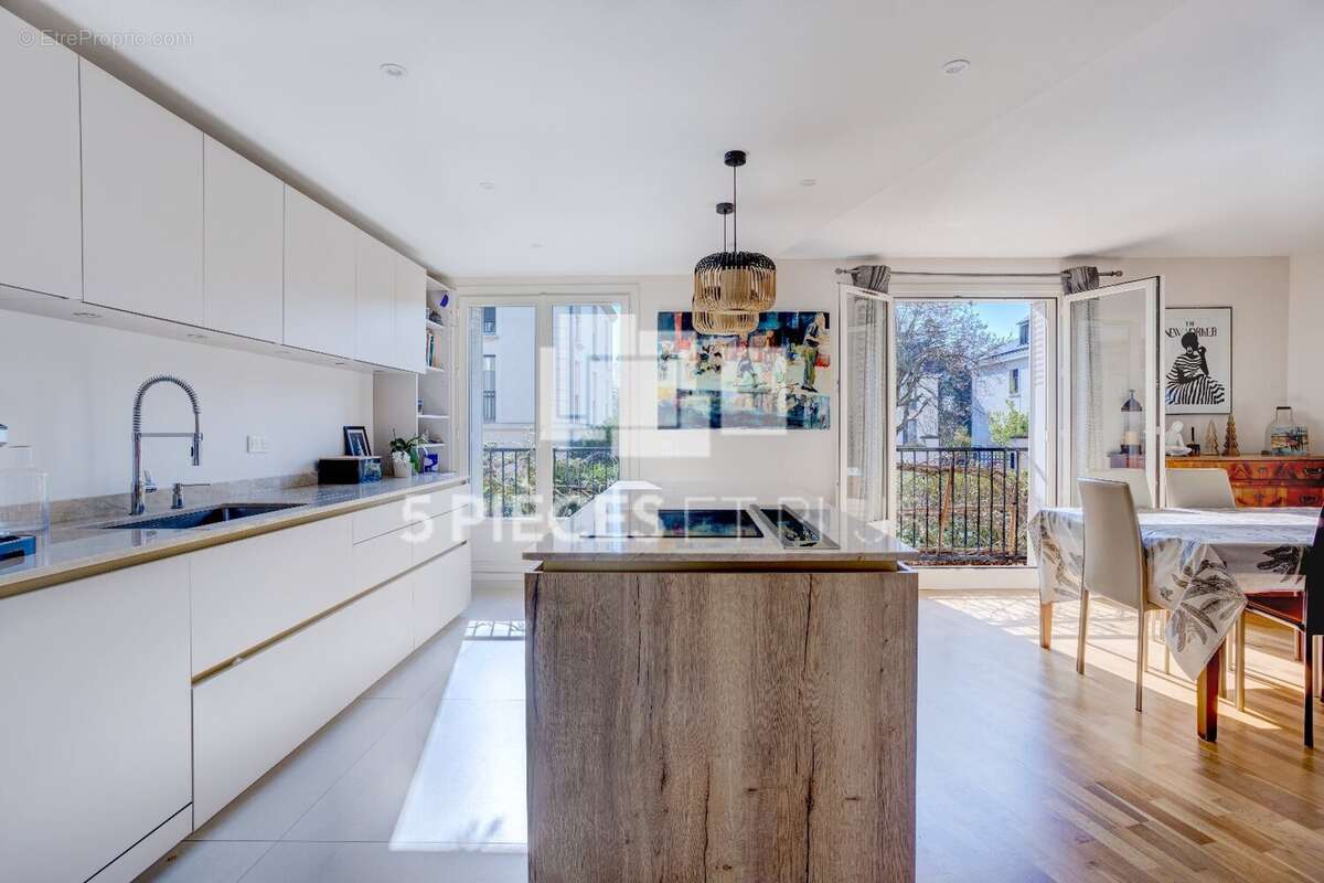 Appartement à VERSAILLES