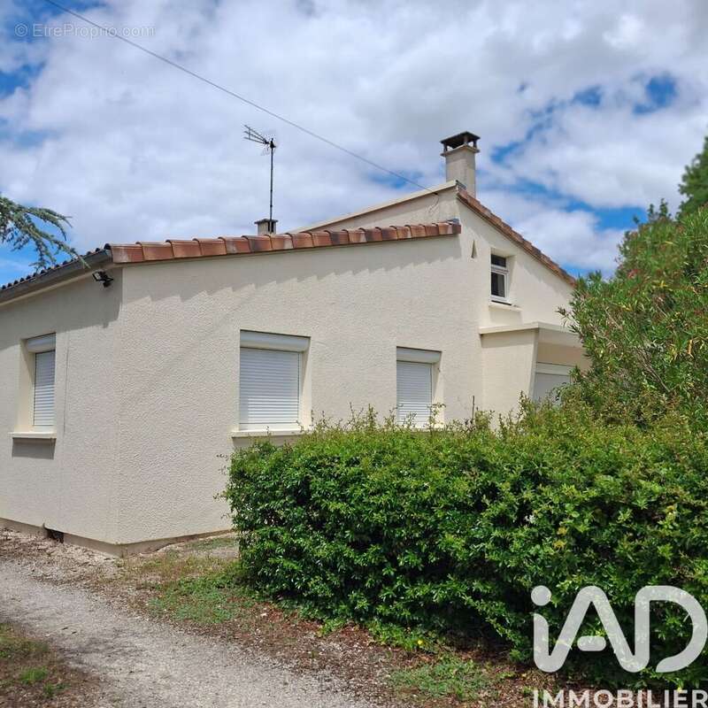 Maison 91 m² à La Ville-Dieu-Du-Temple  - photo 2