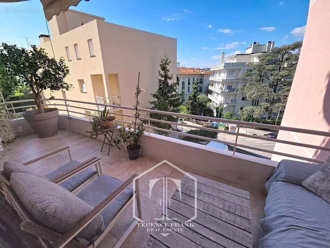 Appartement à NICE