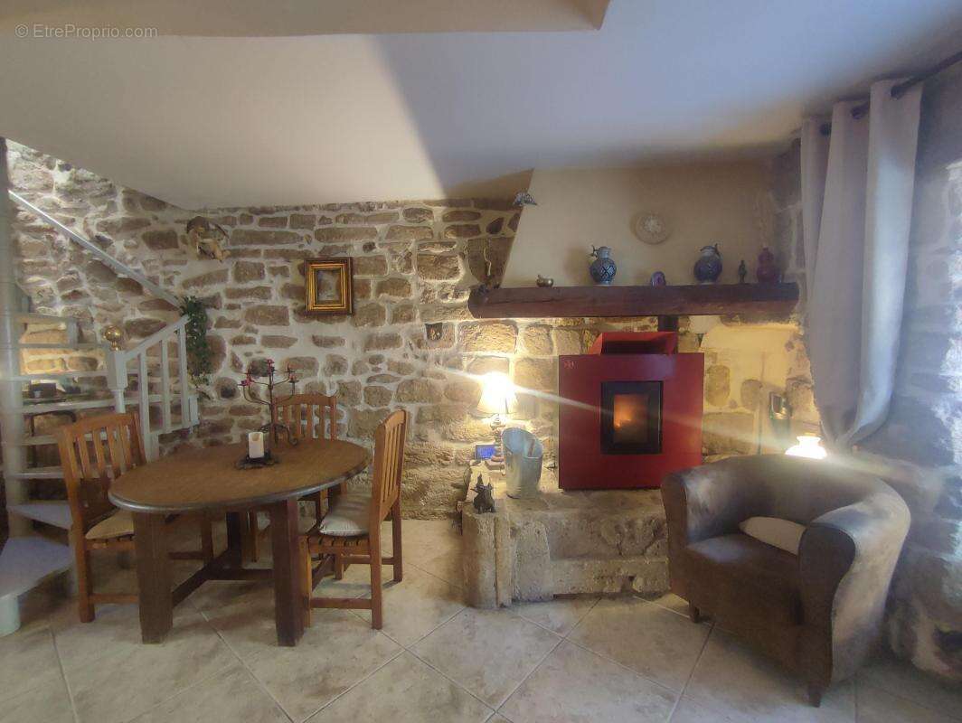 Maison à CAZOULS-D&#039;HERAULT