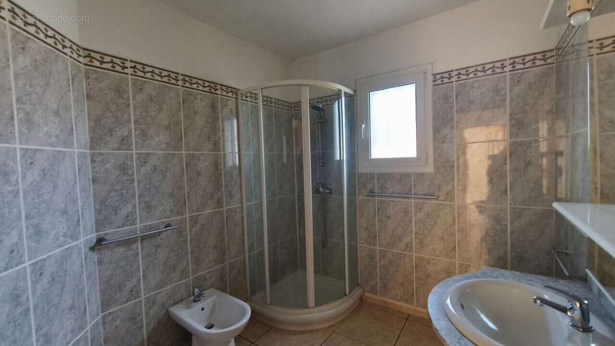 Appartement à BAGES