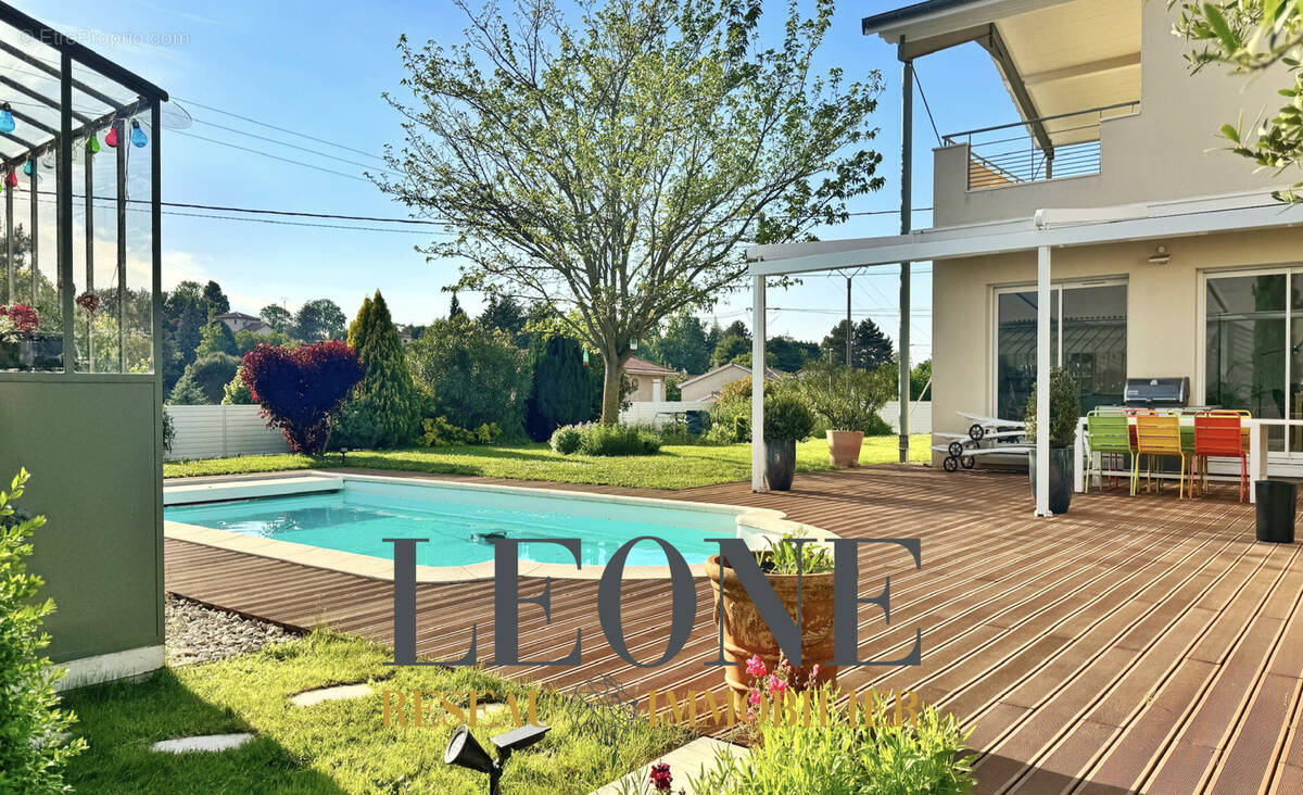 Maison à SAINT-CYR-SUR-LE-RHONE