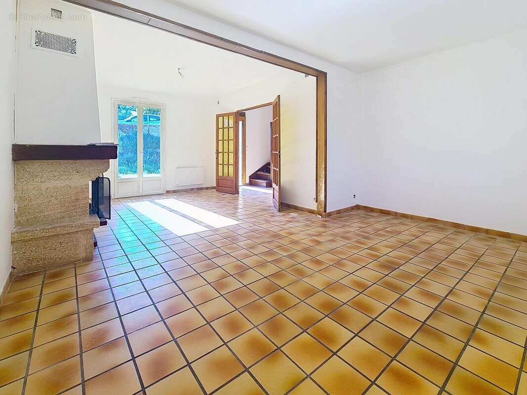 Photo 4 - Maison à ELINCOURT-SAINTE-MARGUERITE