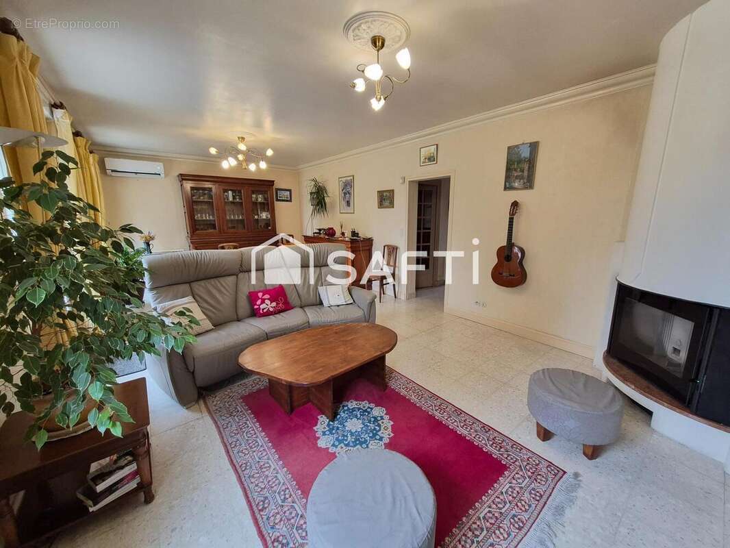 Photo 2 - Maison à LE GRAND-PRESSIGNY